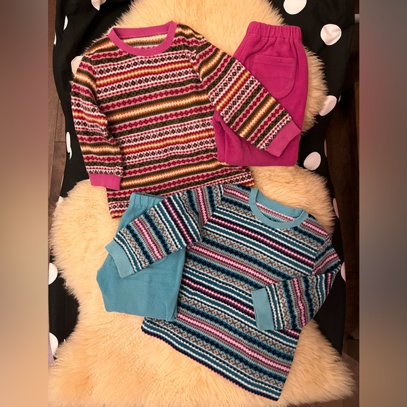 Other - Set of 4! Uniqlo size100 cozy micro fleece pajama set, colorful stripes